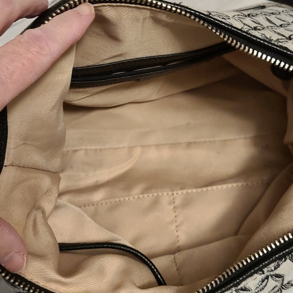 Purse - Picture 3 of 4